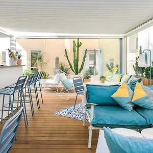 The Deck By Happyculture **** Niza